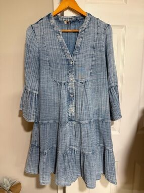 Faherty Light Blue Gauze Tiered Button-Front Dress